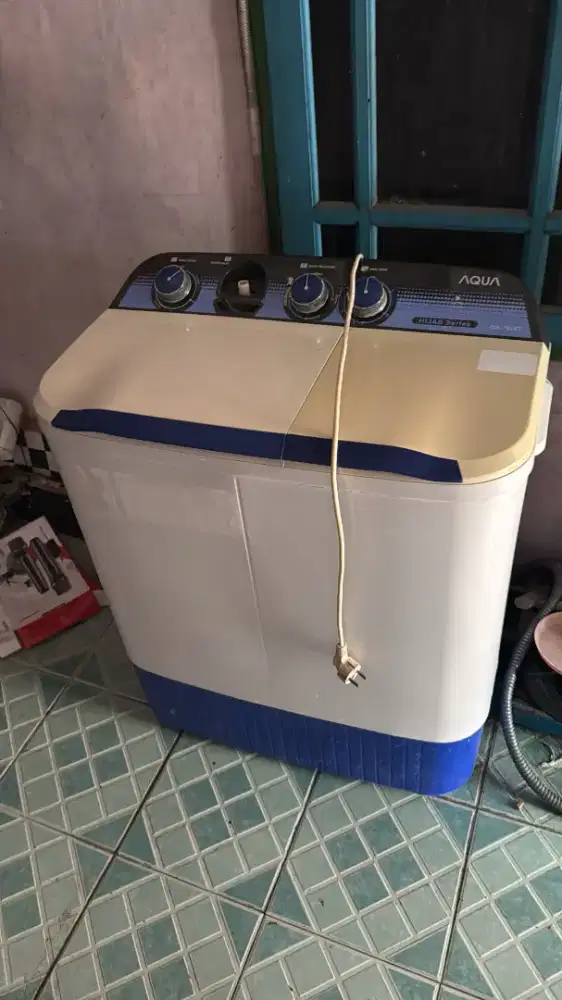 Mesin cuci Aqua 7kg normal siap kirim dan bayar ditempat