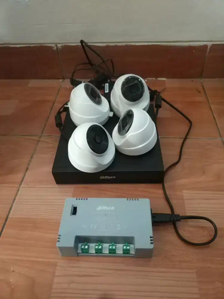CCTV dahua 4 kamera + 1 dvr hdd 500gb + 1 power supply