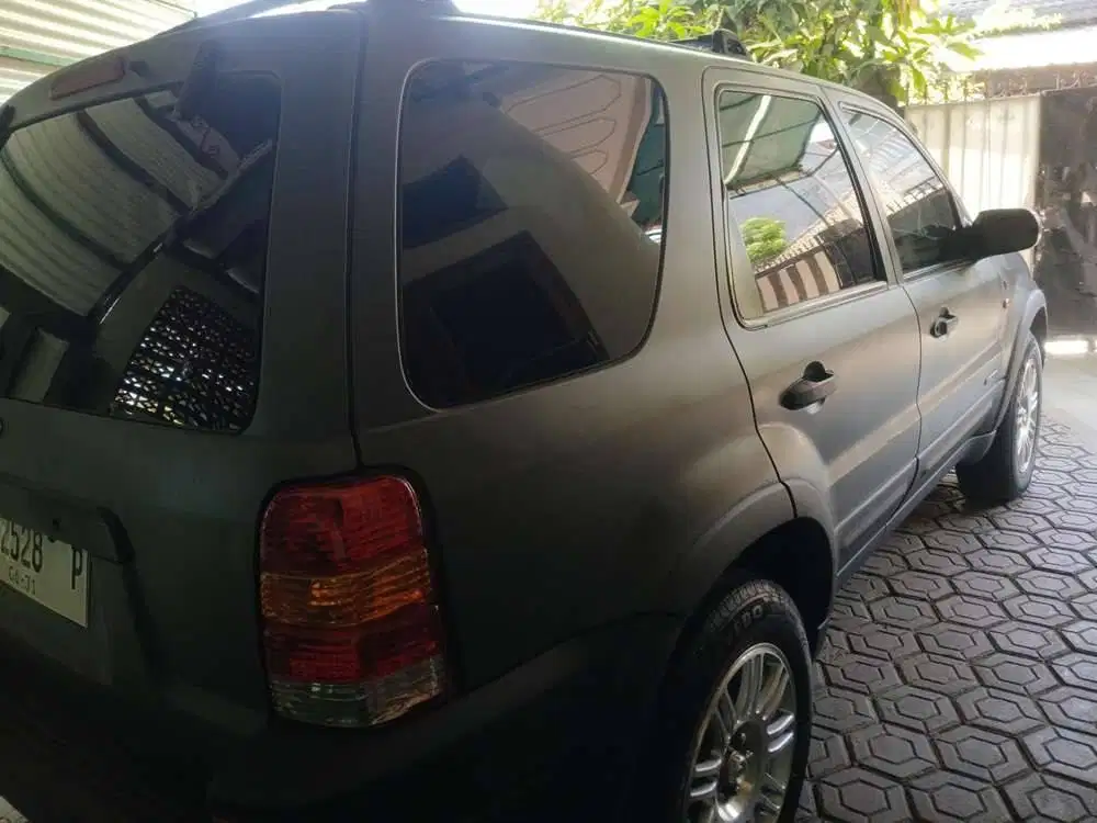 Ford Escape 2003 4WD ( 4X4 )