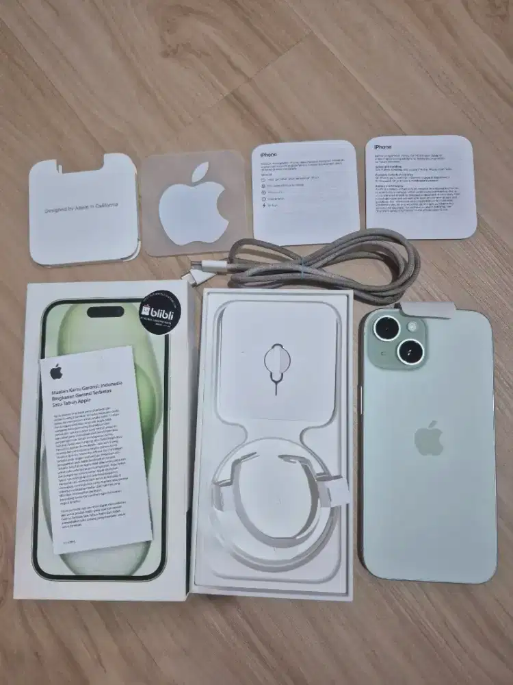 Iphone 15 128Gb Fullset Ex Garansi Resmi Blibli Mulusss
