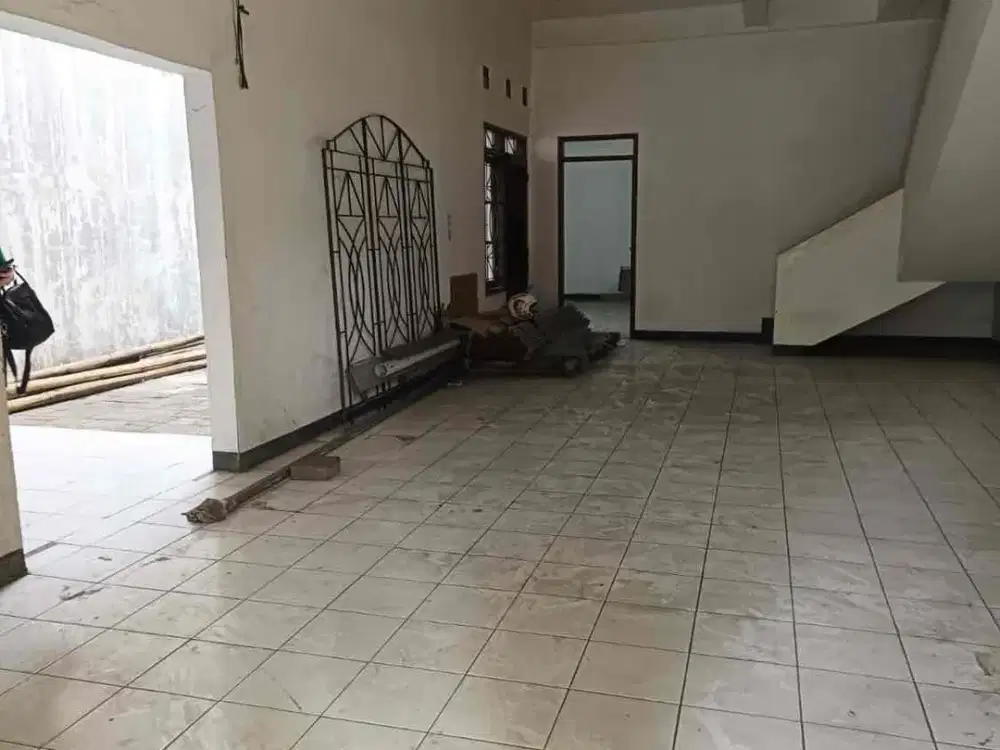 sewa ruko cocok untuk segala usaha taman kopo indah 3