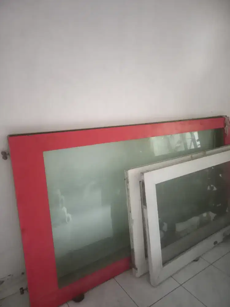 Pintu kaca masih bagus