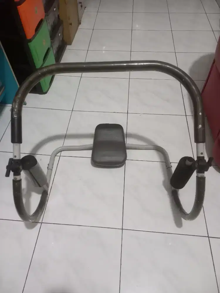 Sit up mengecilkan perut sixpack