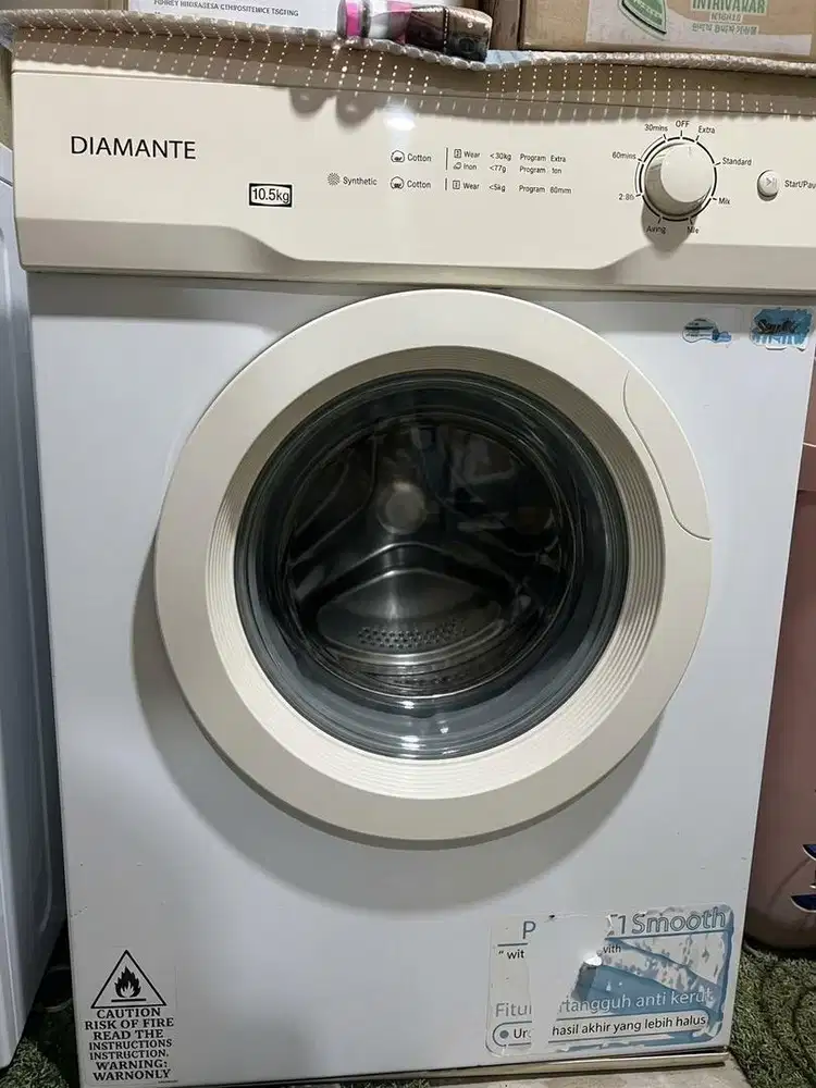 Mesin Dryer / pengering baju merk diamante
