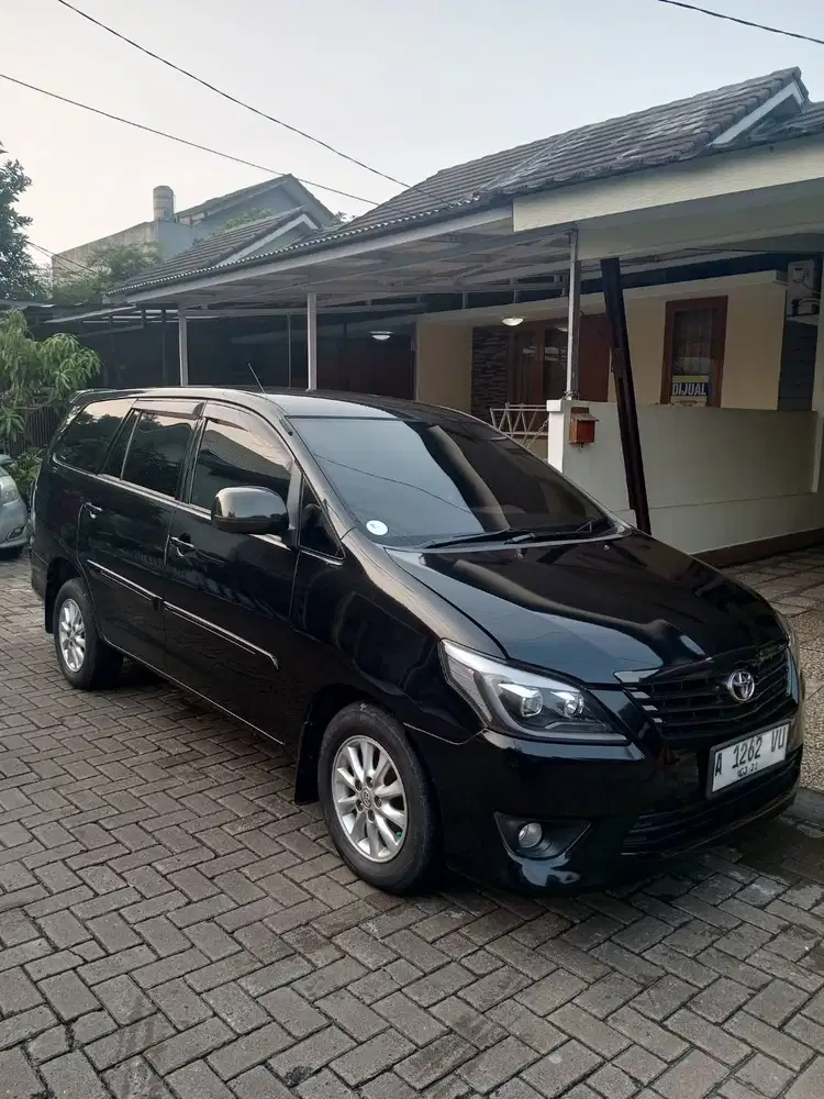 Dijual kijang Innova diesel 2,5 G AT 2012