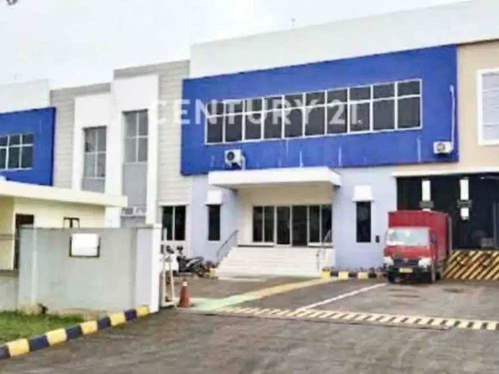 Di sewa PABRIK / GUDANG luas 1500 m2 ada loading dock di dalam kawasan industri delta silicon lippo Cikarang