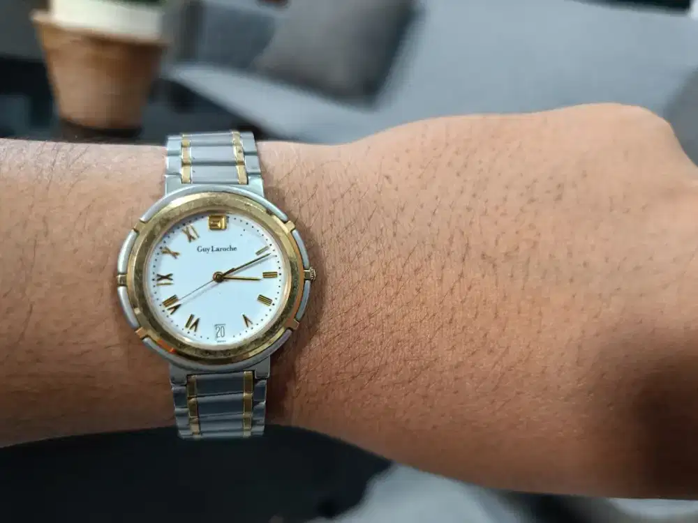Jam Tangan Guy Laroche 4000016 Vintage Silver Gold
