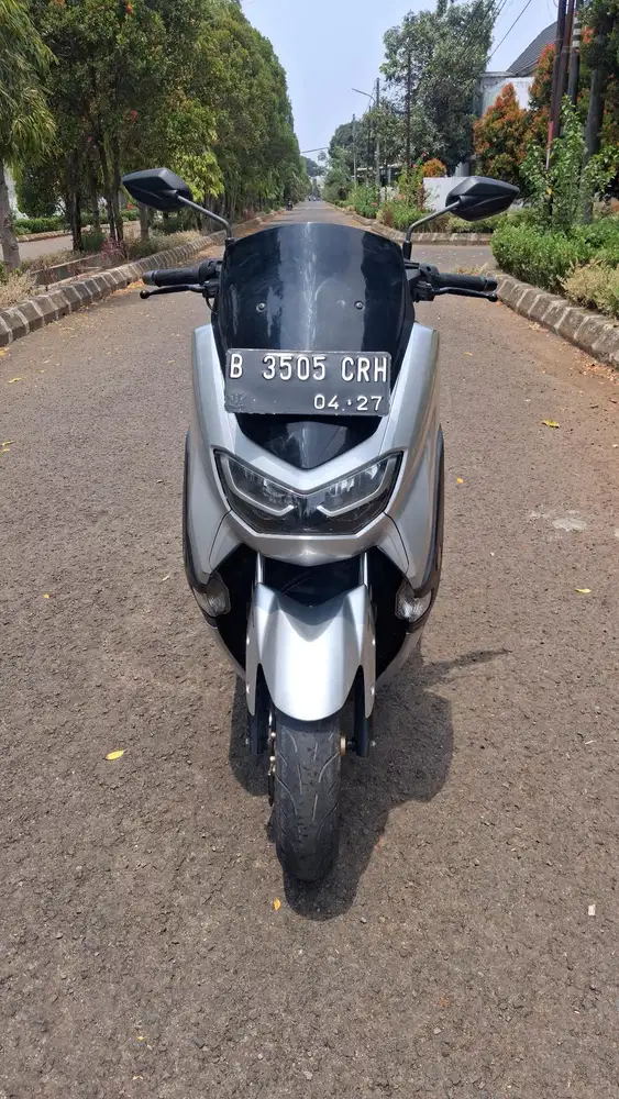 (A) NMAX New 155 Abs Keyless tahun 2022