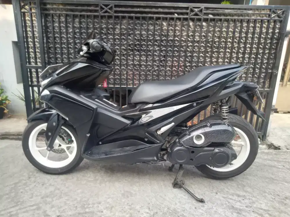 Yamaha Aerox VVA Tahun 2017 Standaran Ganteng Siap Jalan Jauh