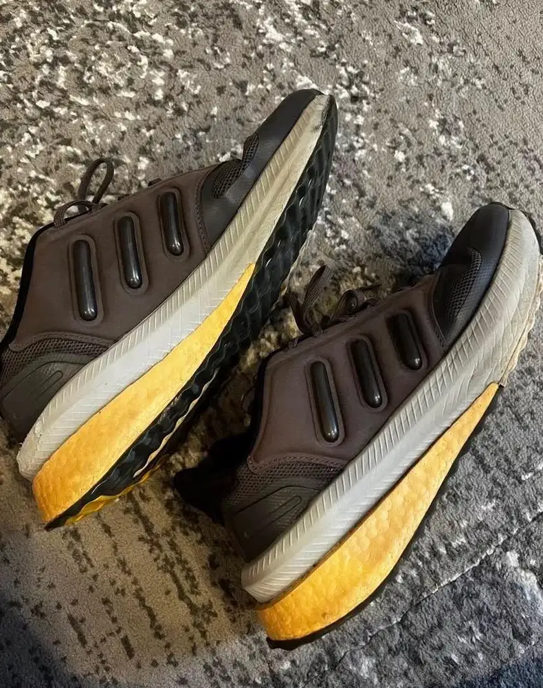 Sepatu adidas boost XPLR langka