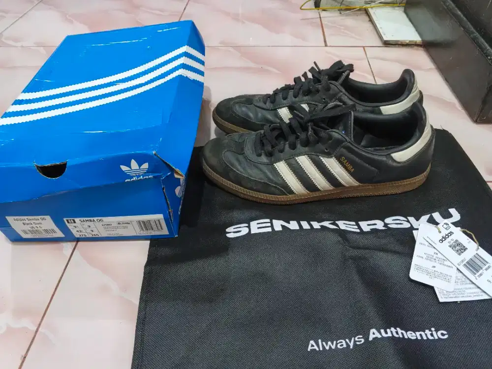 Adidas Samba OG black Gum