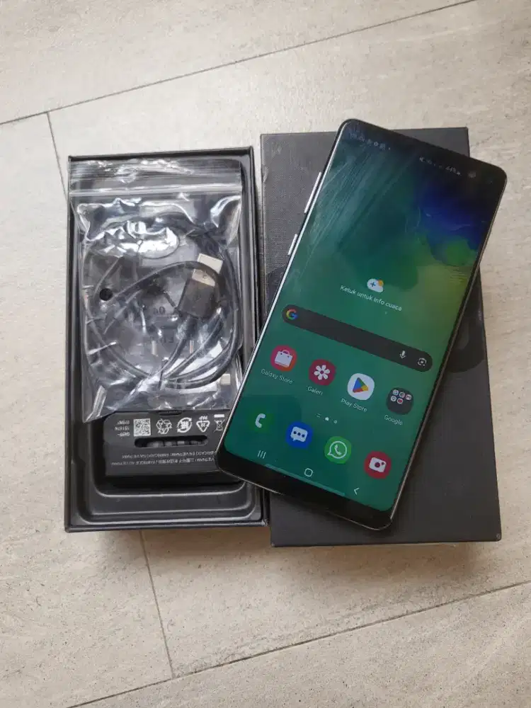 Samaung s10 plus ram 8 /128 Resmi fullset