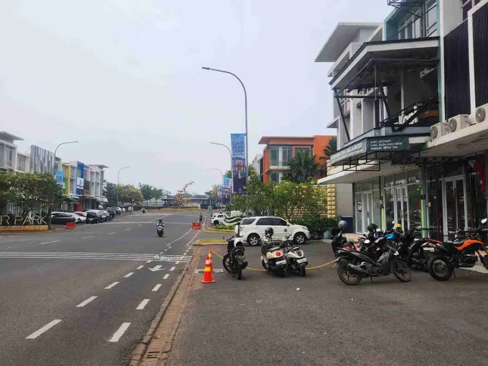 Di jual/sewakan ruko di Boulevard citra grand CBD cibubur