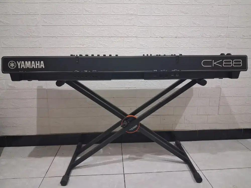 Keyboard Yamaha CK88