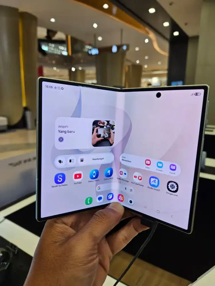 SAMSUNG Z FOLD8 512GB DISKON 1,5 JUTA GRATIS AKSESORIS SENILAI 3 JUTA