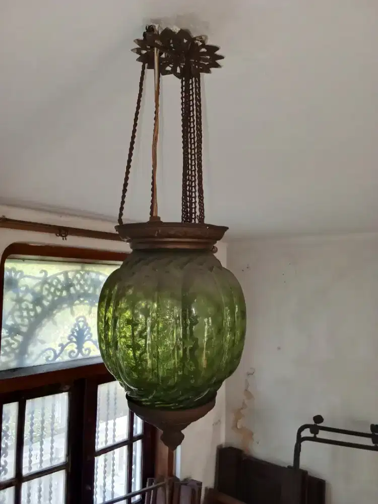 Lampu Gantung Astrolop Kaca Hijau (Green Glass Hundi Lamp)