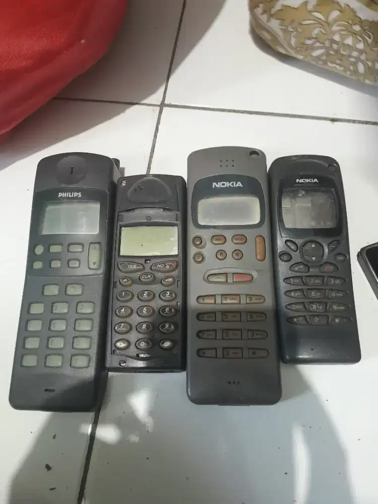 Dicari hp rusak nokia jadul