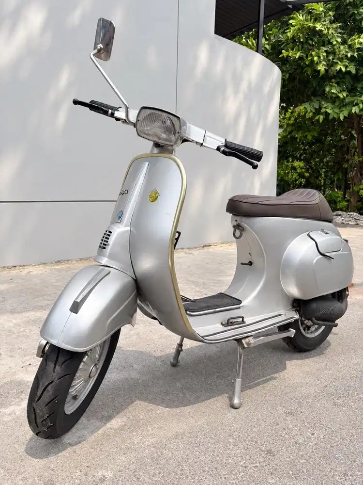 Vespa PTS 1979 Plat Jakarta