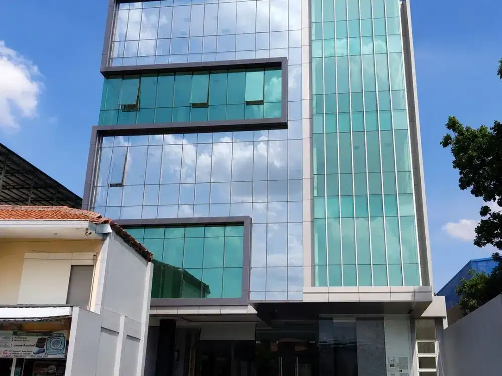 GEDUNG KANTOR KONDISI BRAND NEW DI MAMPANG JAKSEL DIJUAL CEPAT MURAH