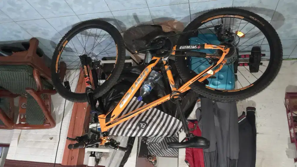 Sepeda UNITED ELBRUZ ORANGE