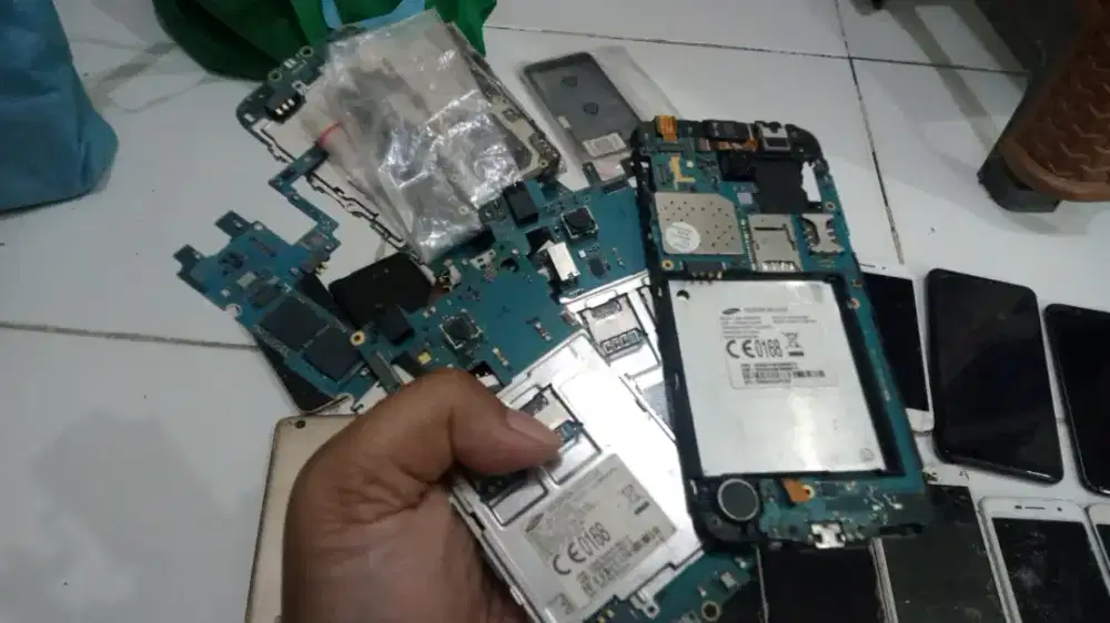 Dicari mesin hp rusak semua merek