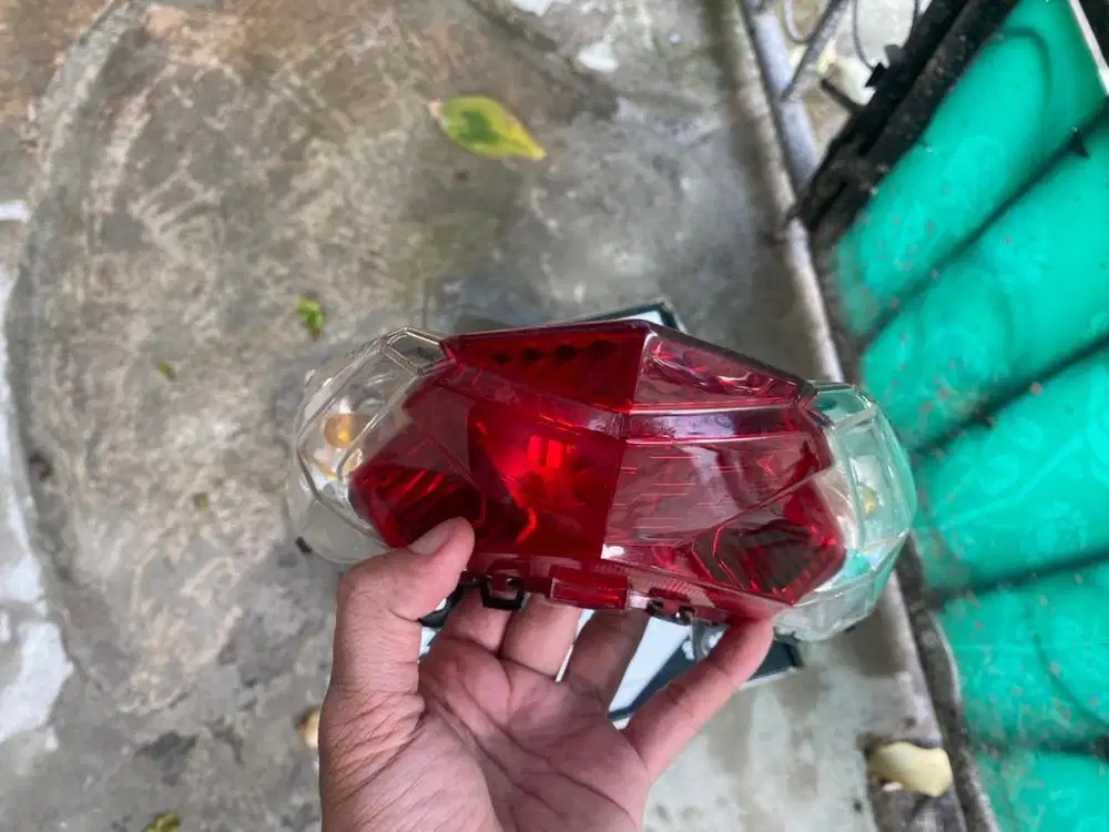 Lampu belakang vario 125 or 150