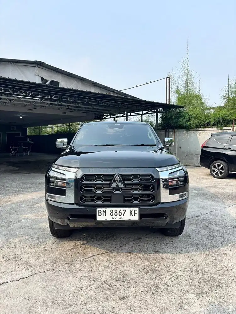 TRITON ULTIMED 4X4 2026 AUTOMATIC Km 16 Ribu Servis Ricord