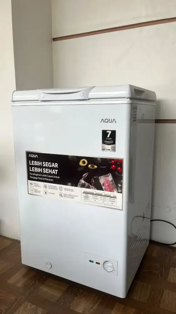 Freezer aqua hc series 100L