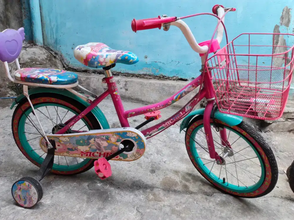 Sepeda anak perempuan uk 16 dan anak lelaki uk 12