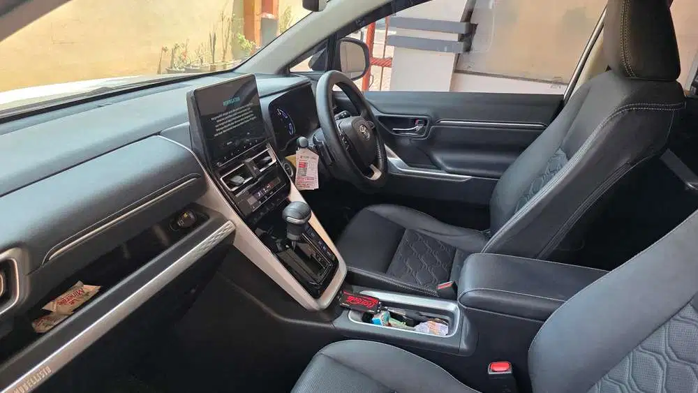 Toyota Kijang Innova 2023 Bensin