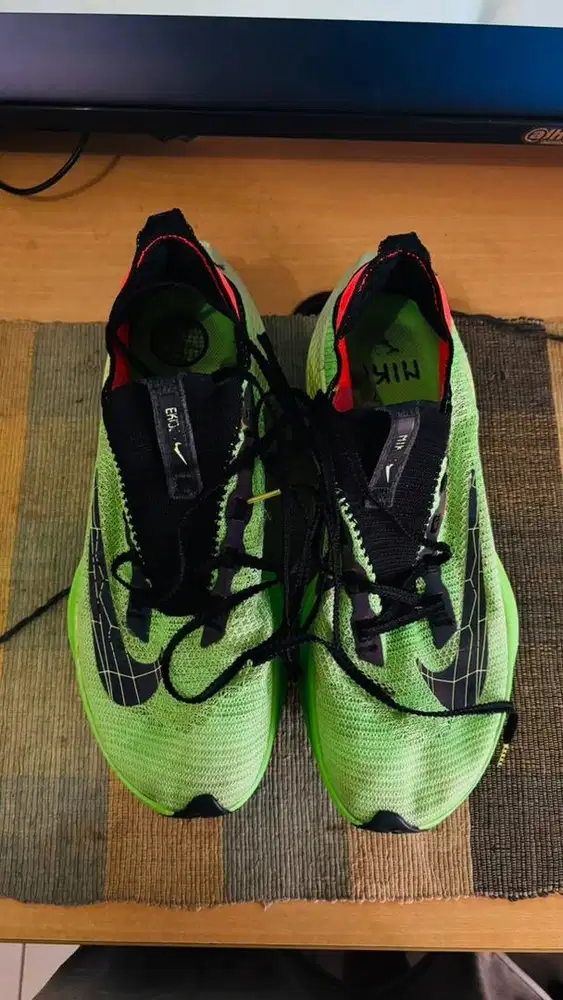 Nike Zoomx Vaporfly next 3% Ekiden Original.