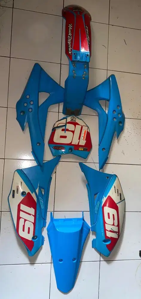 Body Gordon KLX