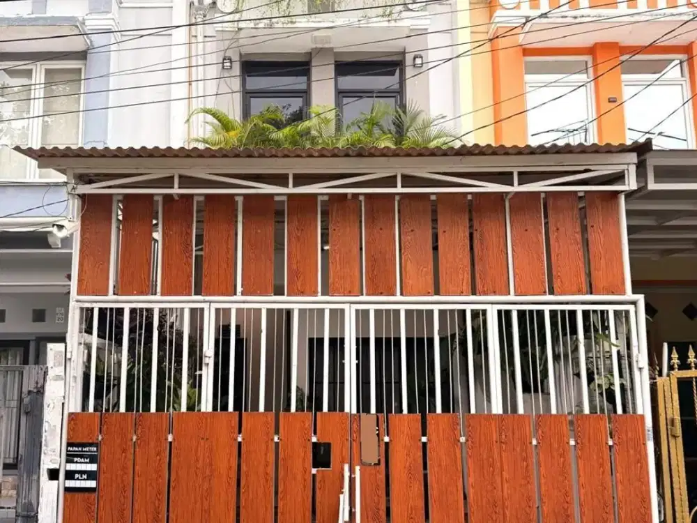 RUMAH FULL RENOVASI & FURNISHED DI TAMAN PALEM LESTARI JAKARTA BARAT