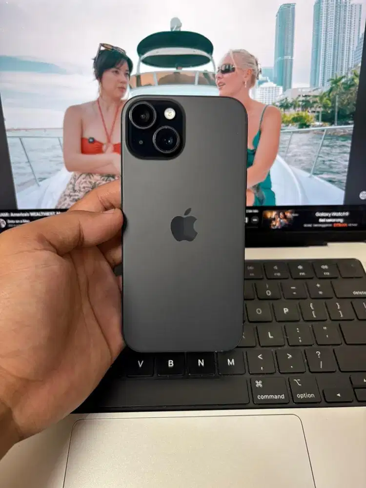 iPhone 15 128gb