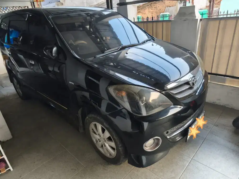 Toyota Avanza S Matic 2010