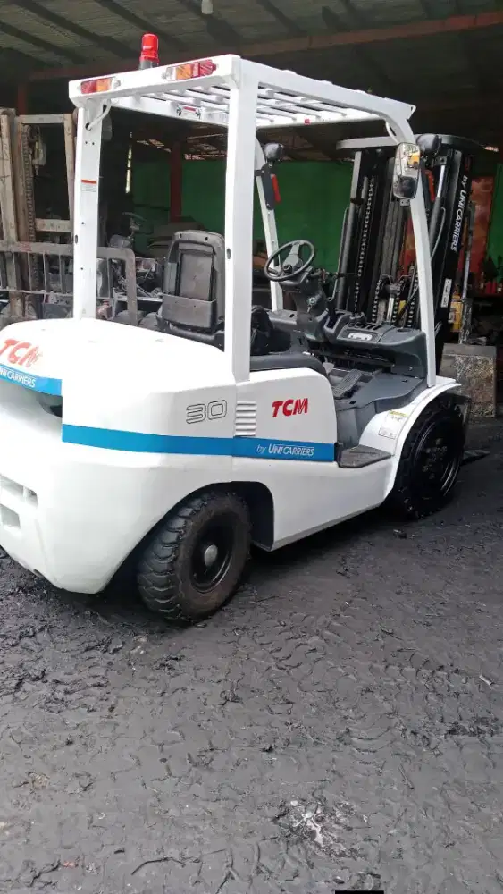 Forklift TCM 3 Ton,Matic,Threelift 4,3 Meter,Isuzu C240,Tahun 2020