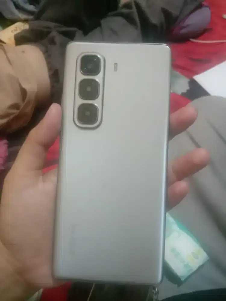 Dijual infinix 50+