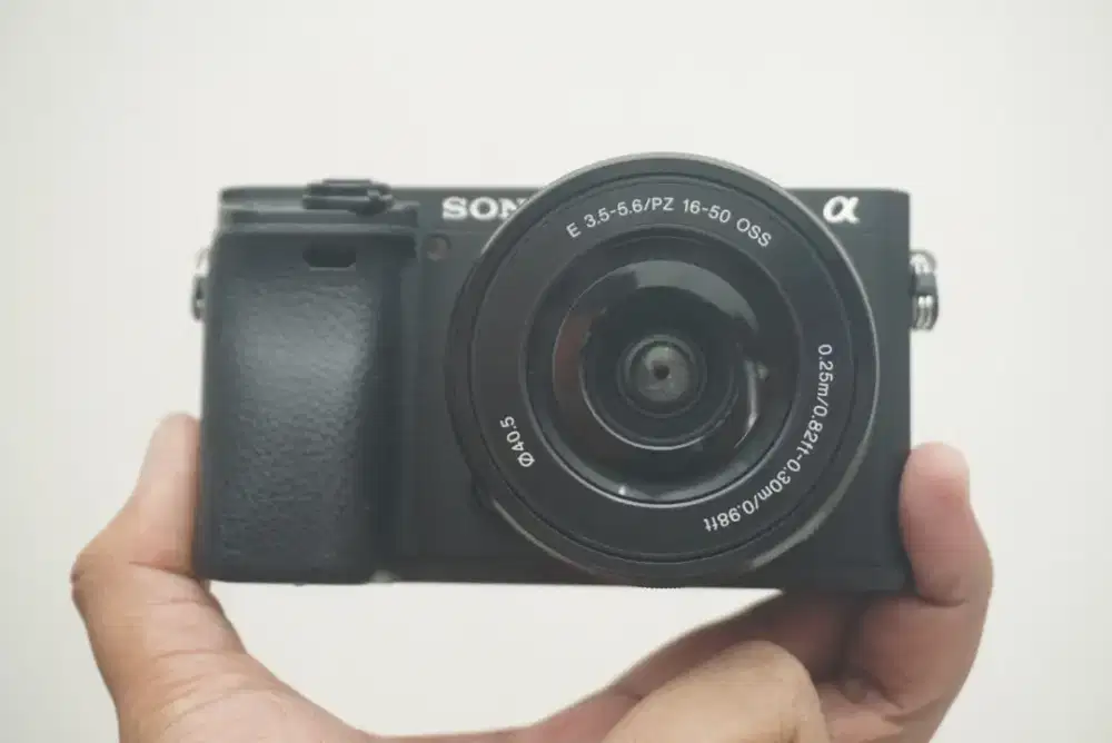 SONY A6400 KIT SC 3xxx Lensa 16-50mm OSS A 6400 Mirrorless Kamera
