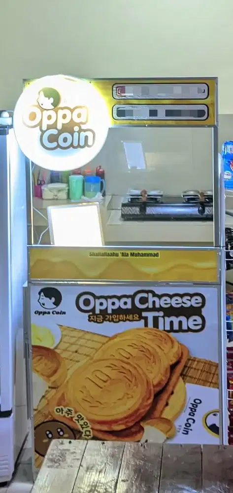 Booth ex Oppa Coin