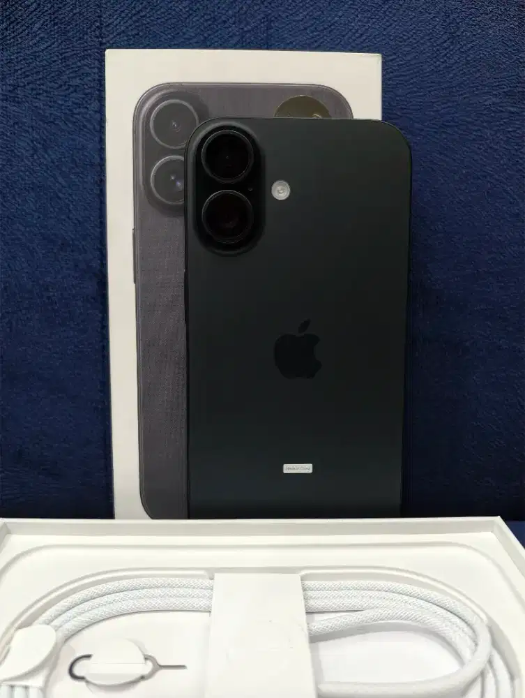iPhone 16 128GB iBox , Black Open Box CC 0