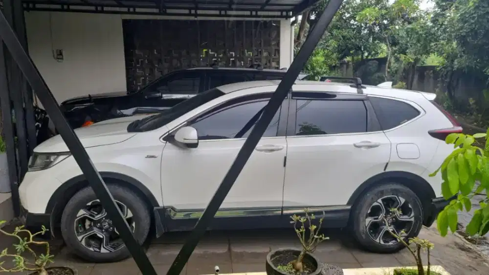 Dijual CRV Turbo non Prestige tangan pertama dari baru