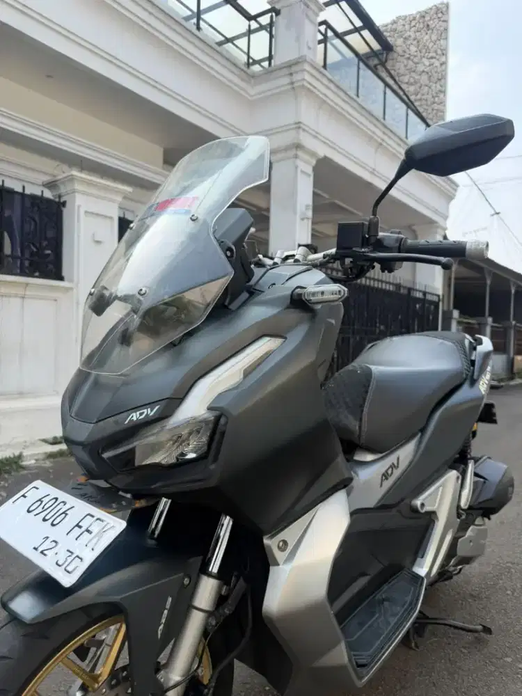 ADV 150 ABS 2020 HITAM ELEGAN