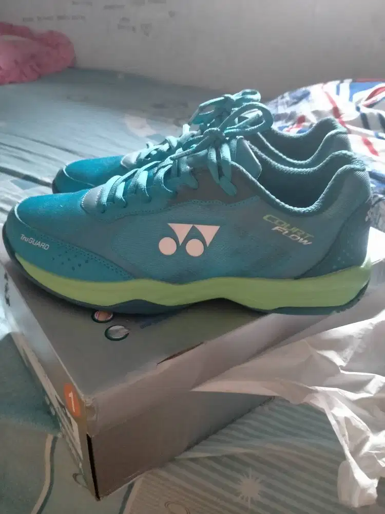 jual sepatu batminton