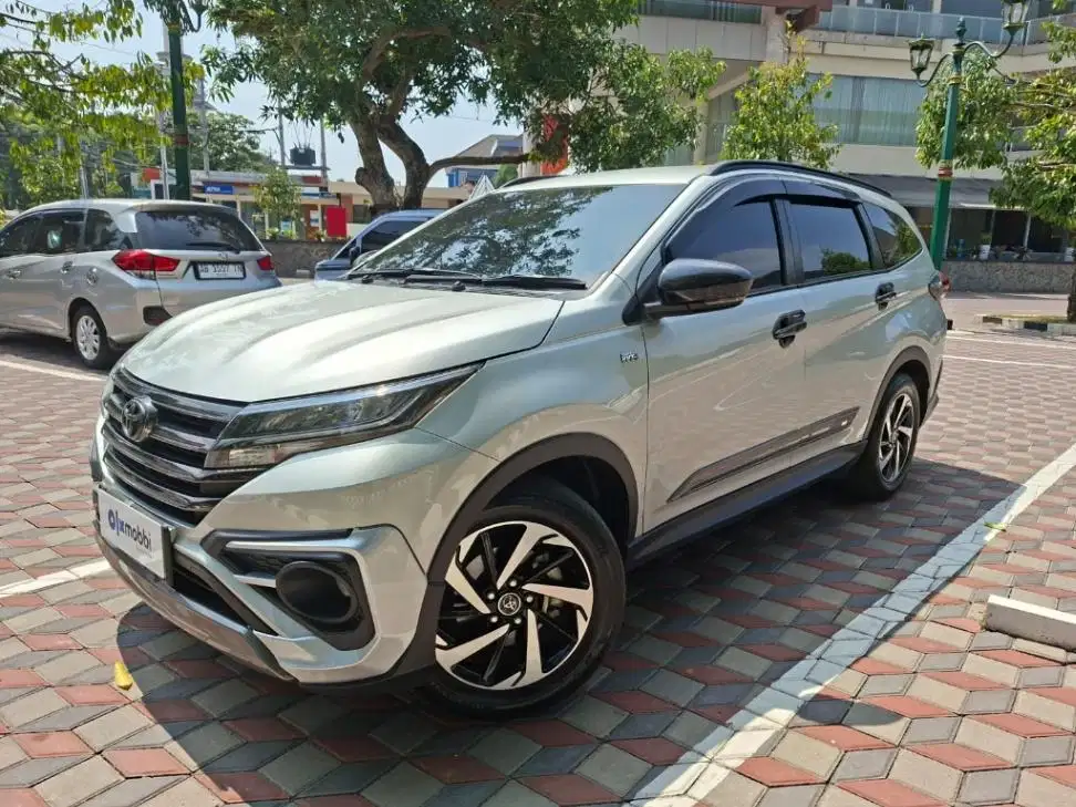 Toyota Rush 1.5 S GR Sport Bensin 2023