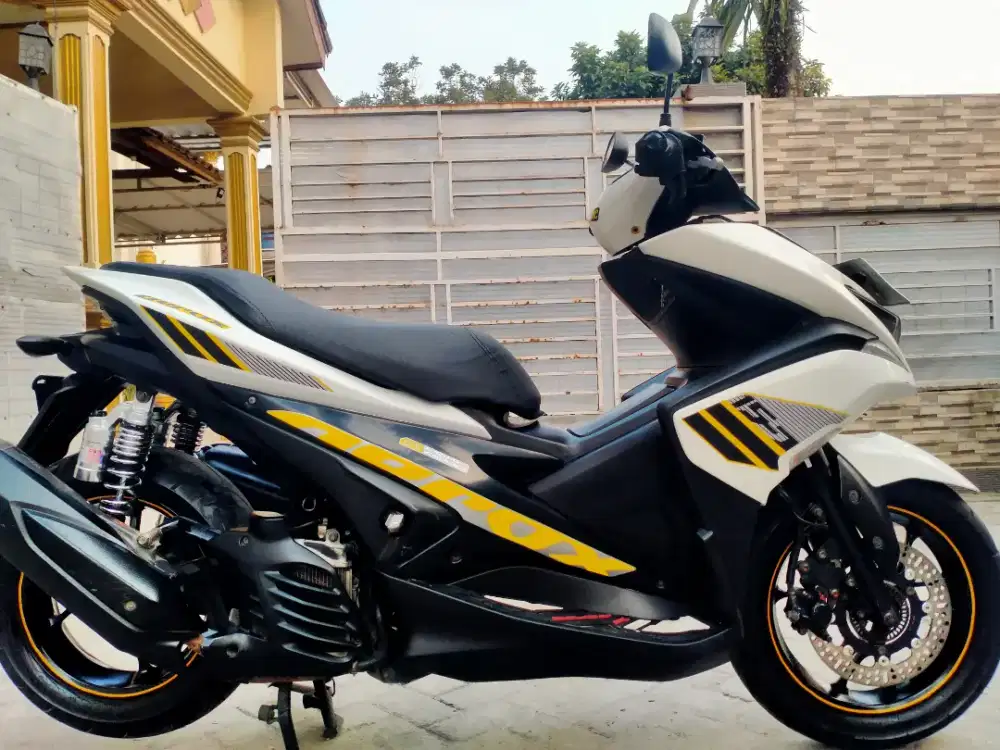 Yamaha Aerox lengkap motor sehat walafiat keterangan detail dibawah