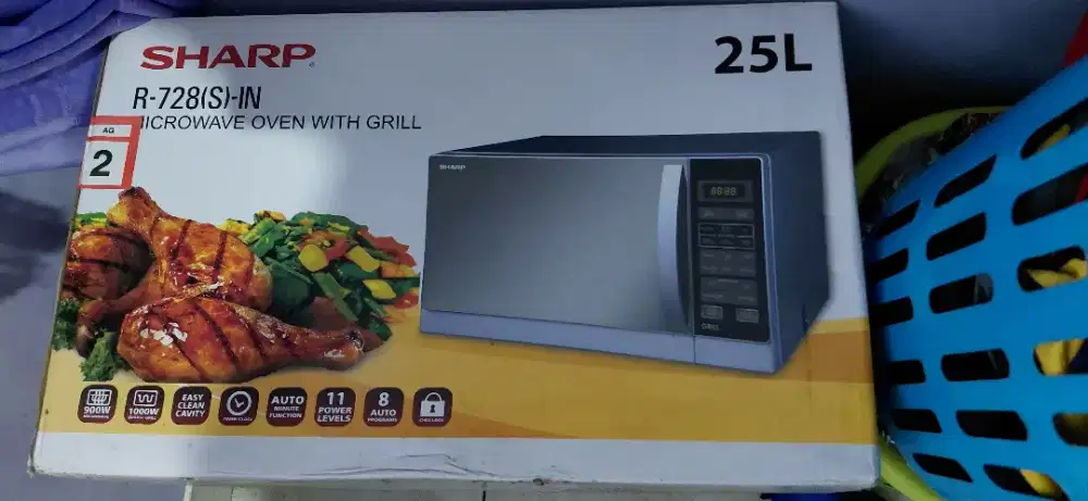 Microwave oven sharp R-728 s IN 25L