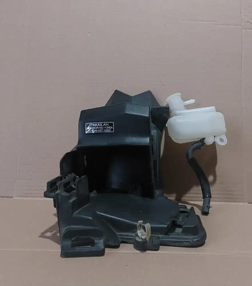 Spakbor Kolong Fender Inner Ori Honda Vario LED Old