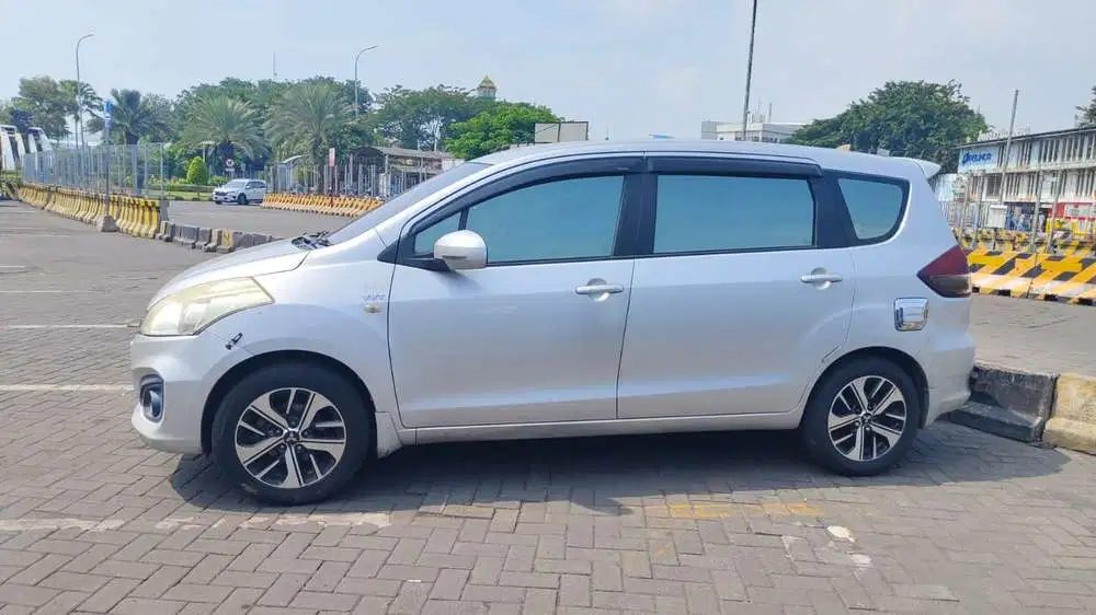 Suzuki Ertiga 2018 Bensin