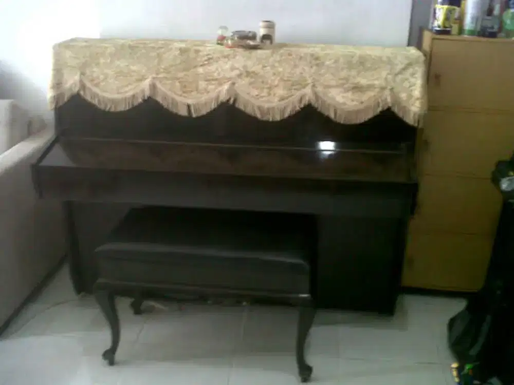 Jual piano merk steinmetz buatan jerman