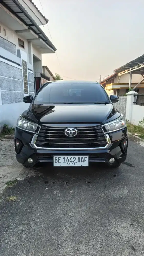 Di jual mobil inova ribon g luxury manual solar tahun 2021